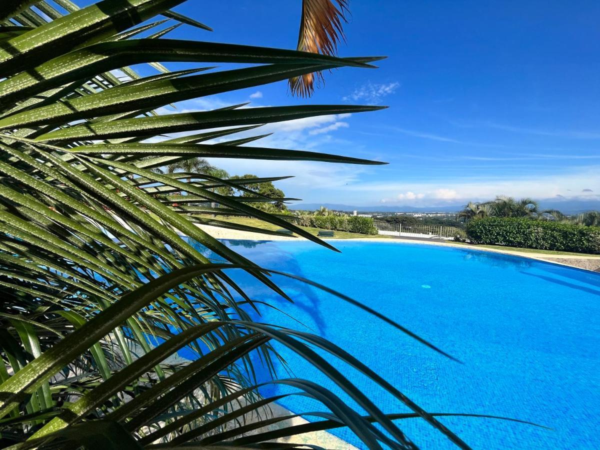 Cr Mariposa Rentals Comfortable Penthouse, Ac, Pool, Gym, Tennis Santa Ana  Esterno foto