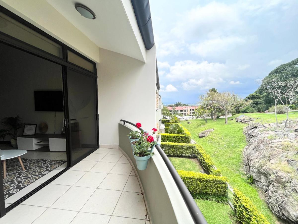 Cr Mariposa Rentals Comfortable Penthouse, Ac, Pool, Gym, Tennis Santa Ana  Esterno foto