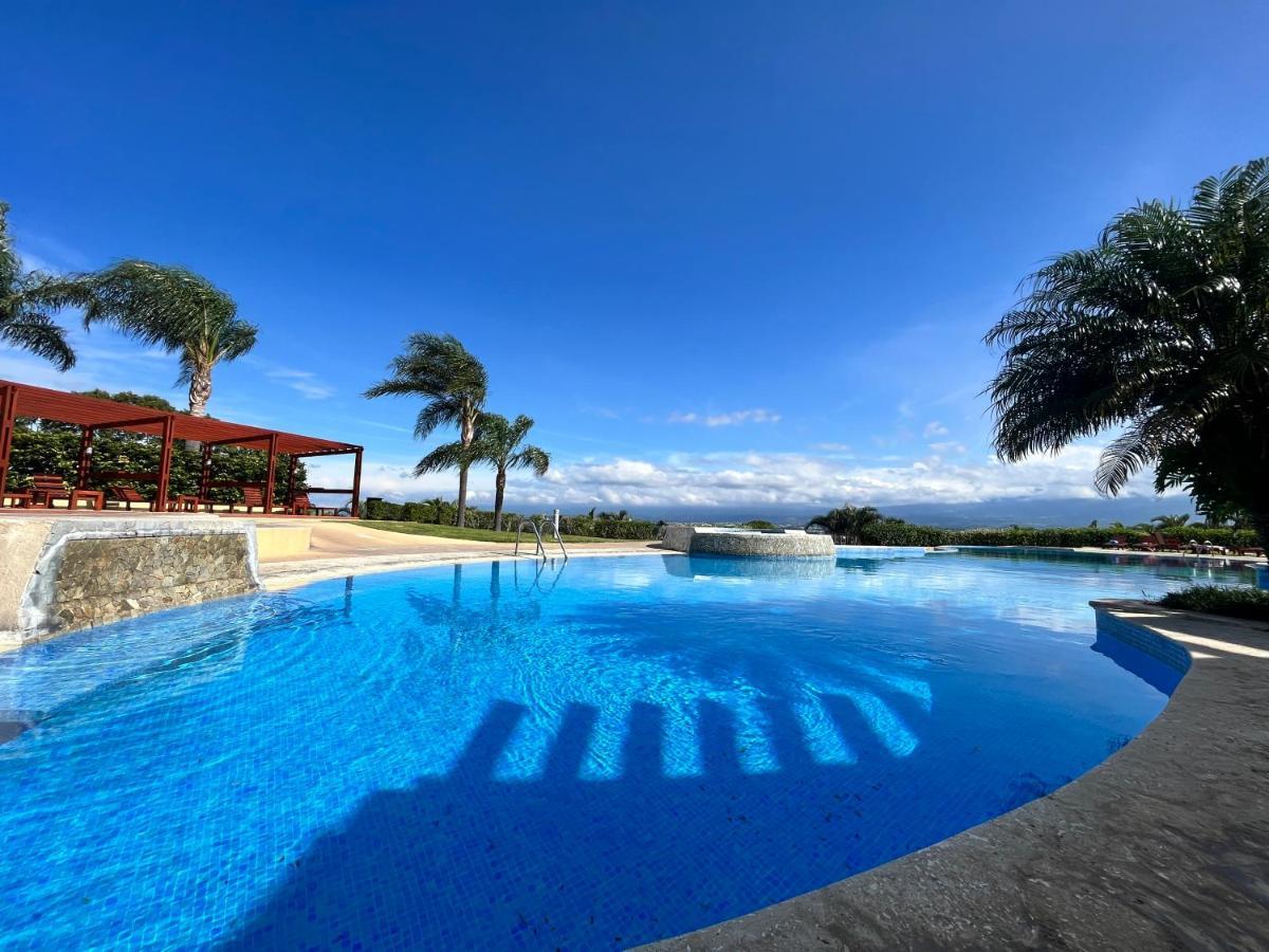 Cr Mariposa Rentals Comfortable Penthouse, Ac, Pool, Gym, Tennis Santa Ana  Esterno foto