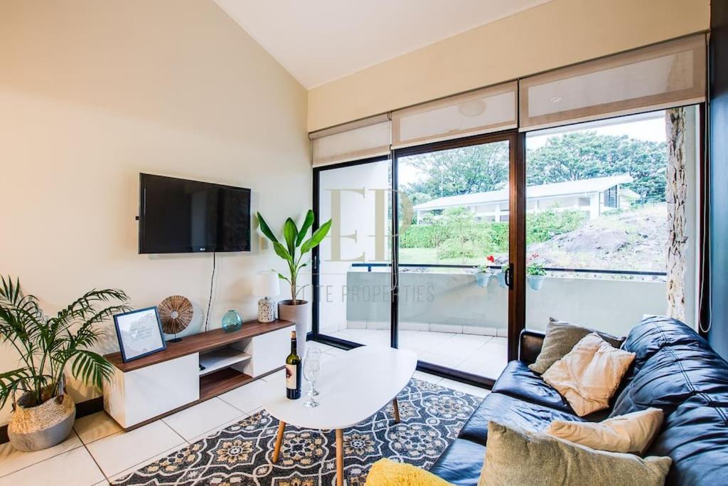 Cr Mariposa Rentals Comfortable Penthouse, Ac, Pool, Gym, Tennis Santa Ana  Esterno foto