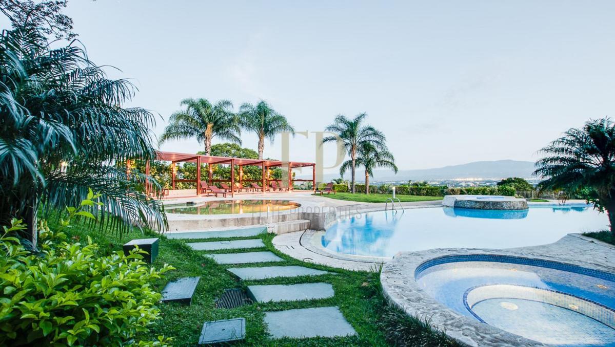 Cr Mariposa Rentals Comfortable Penthouse, Ac, Pool, Gym, Tennis Santa Ana  Esterno foto
